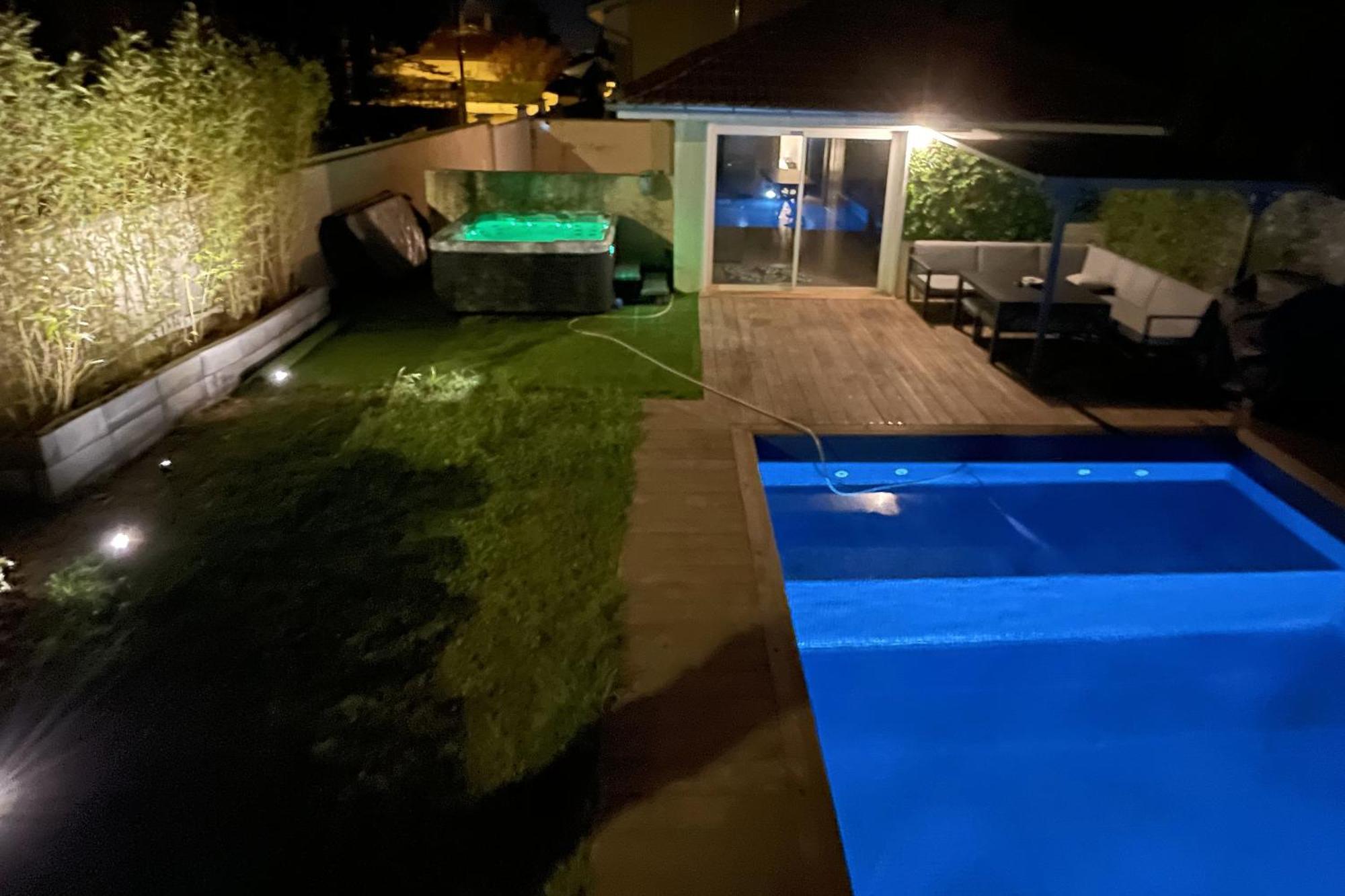 מייזיו Unique! Jacuzzi Prive 35°C + Cinema Villa Entiere מראה חיצוני תמונה